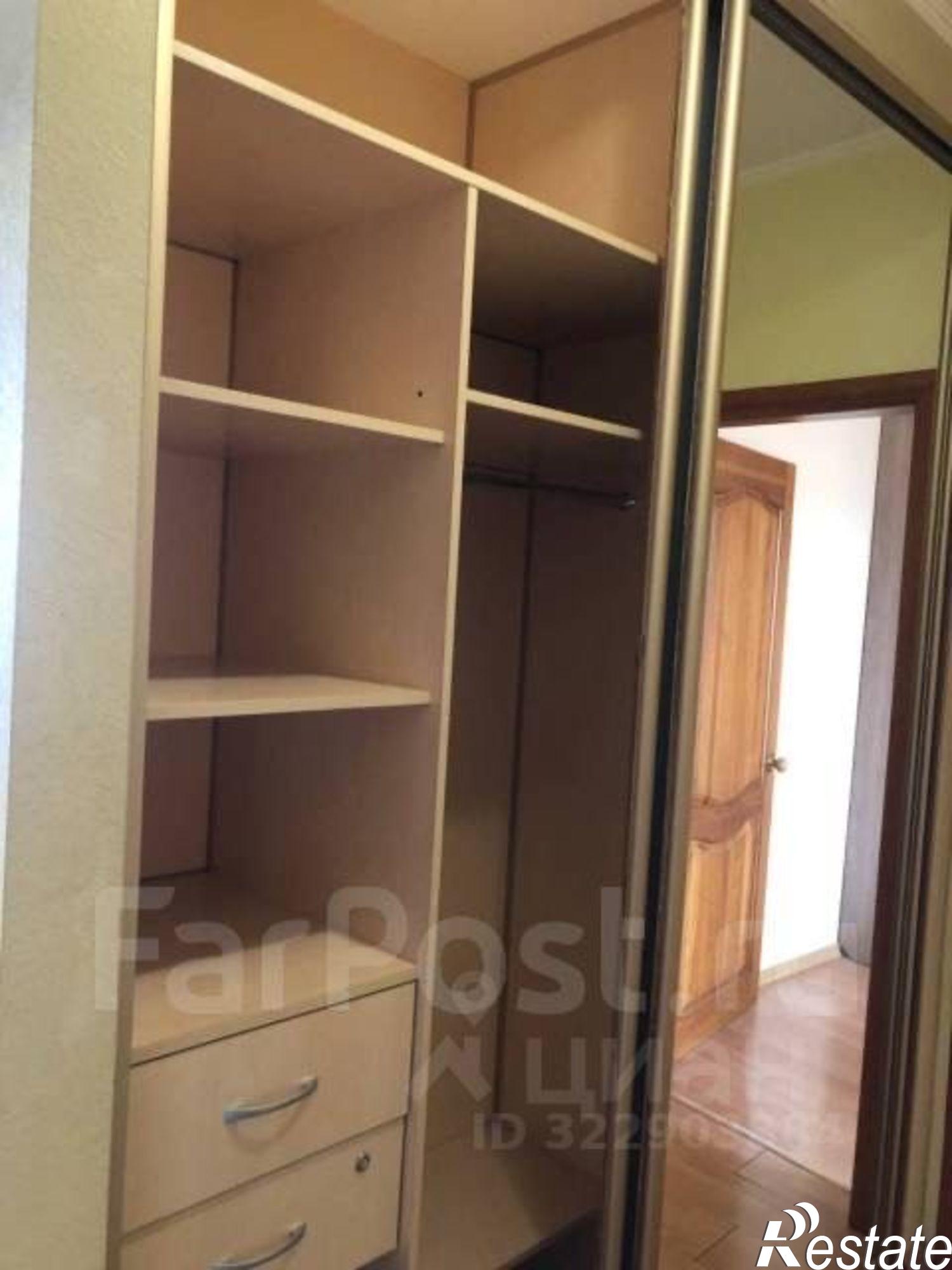 Сдать квартиру за 48 000 рублей на пр-кт 100-летия Владивостока, 120А