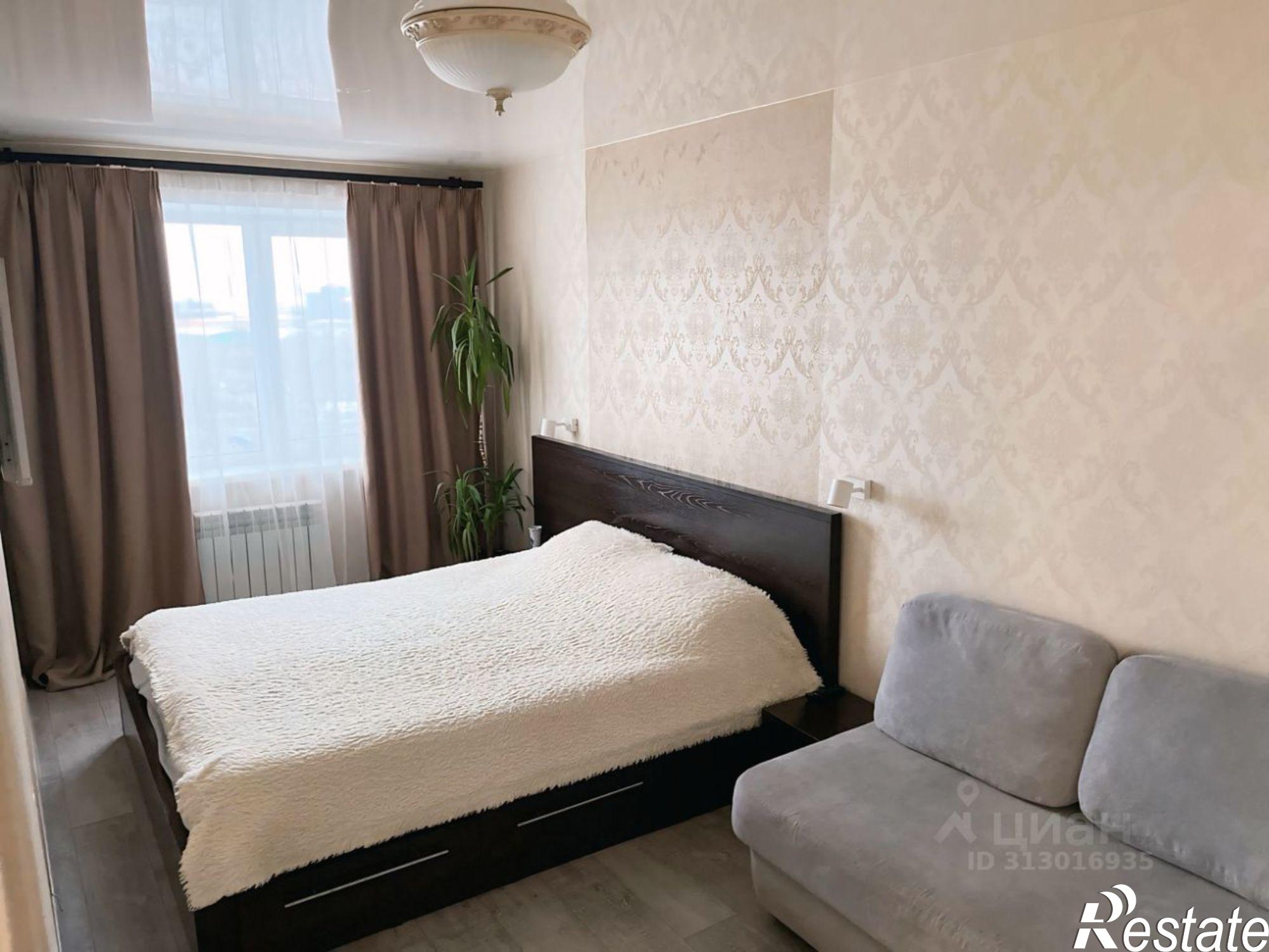 Сдать квартиру за 70 000 рублей на проспект 100-летия Владивостока, 76