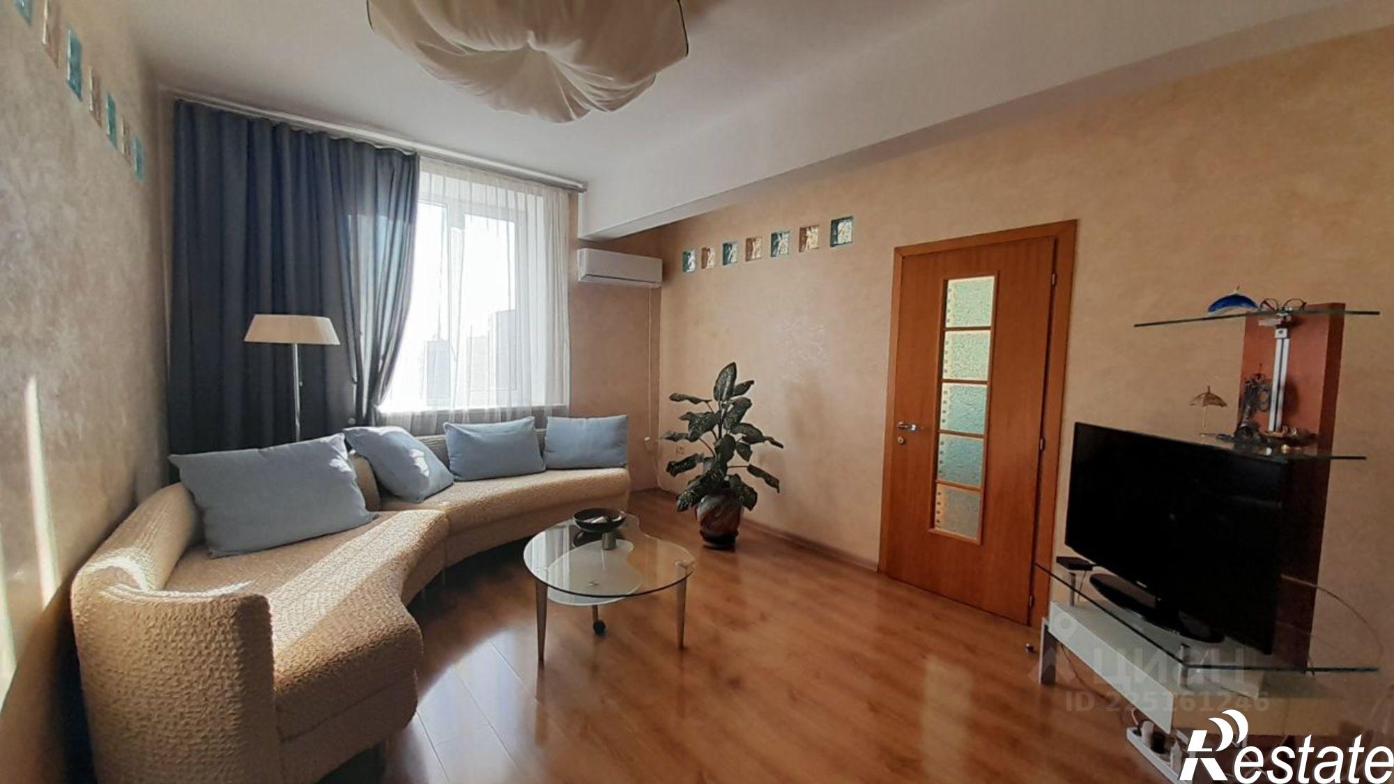 Сдать квартиру за 75 000 рублей на Уткинская улица, 10