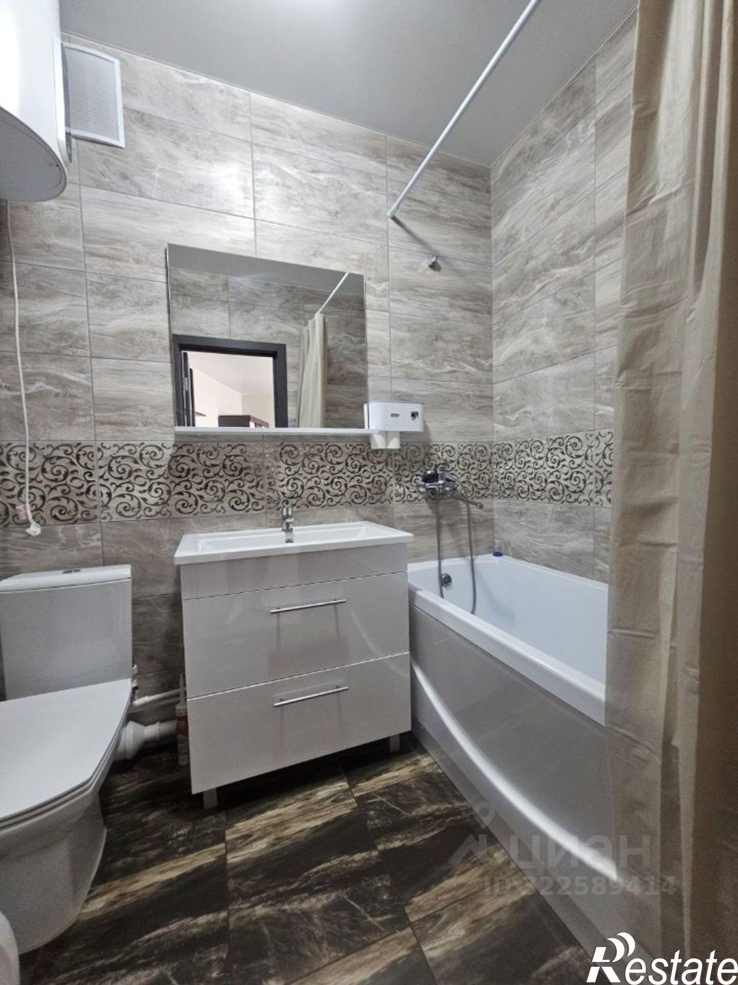 Сдать квартиру за 28 000 рублей на ул Майора Филипова, 10