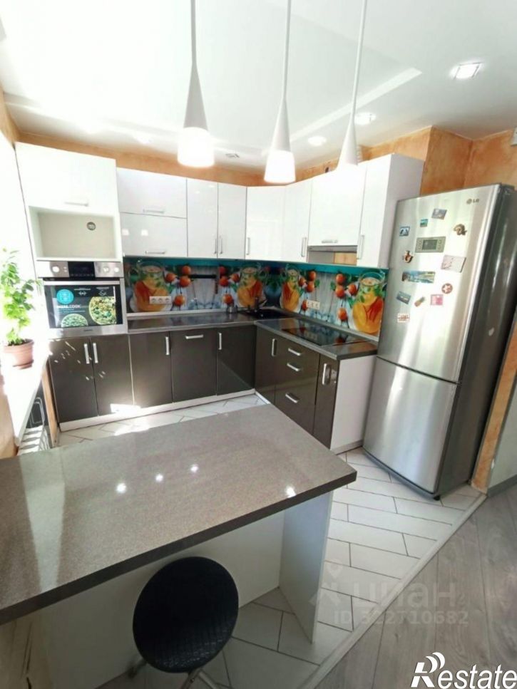 2-комн квартира улица Адмирала Кузнецова, 54А,  д. 54А