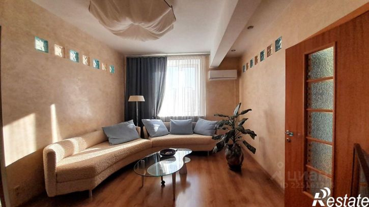 3-комн квартира Уткинская улица, 10,  д. 10