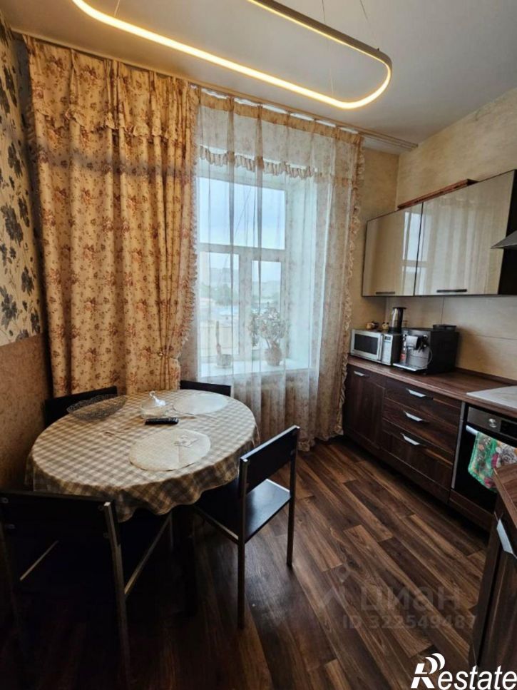 2-комн квартира Луговая улица, 21,  д. 21