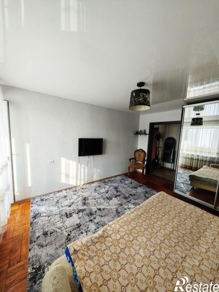 2-комн квартира ул Бестужева, 15,  д. 15