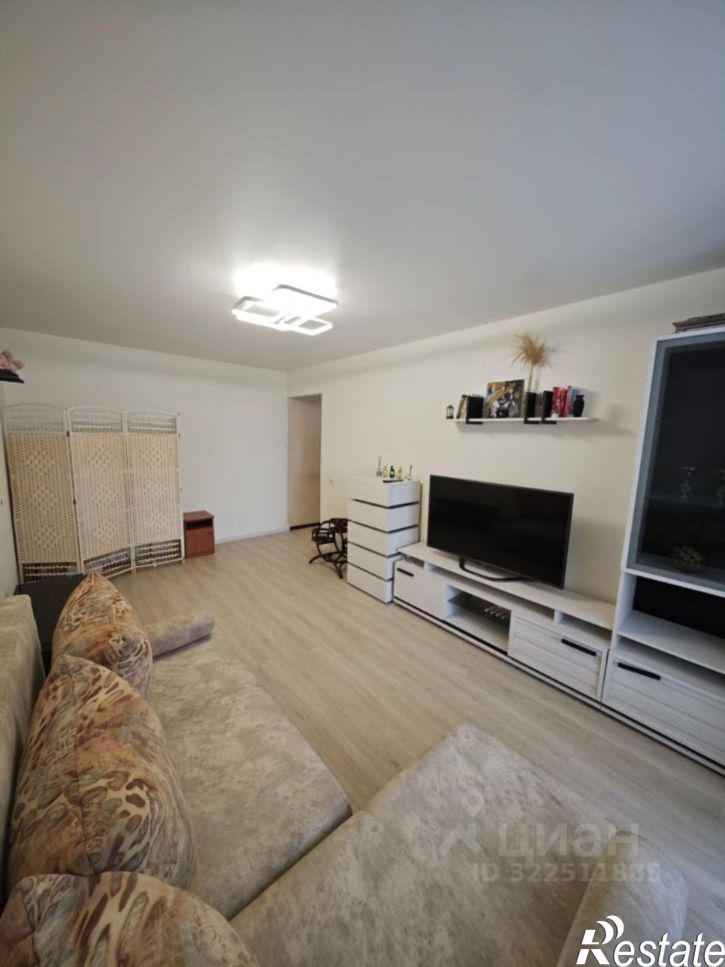 2-комн квартира улица Космонавтов, 11,  д. 11