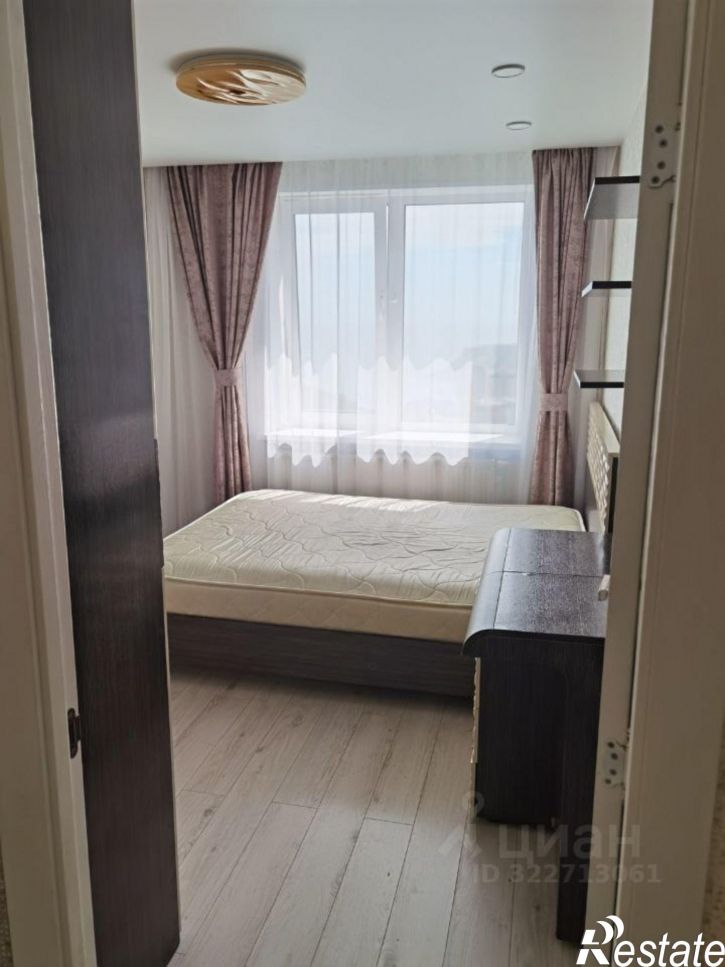 3-комн квартира Феодосийская улица, 35,  д. 35