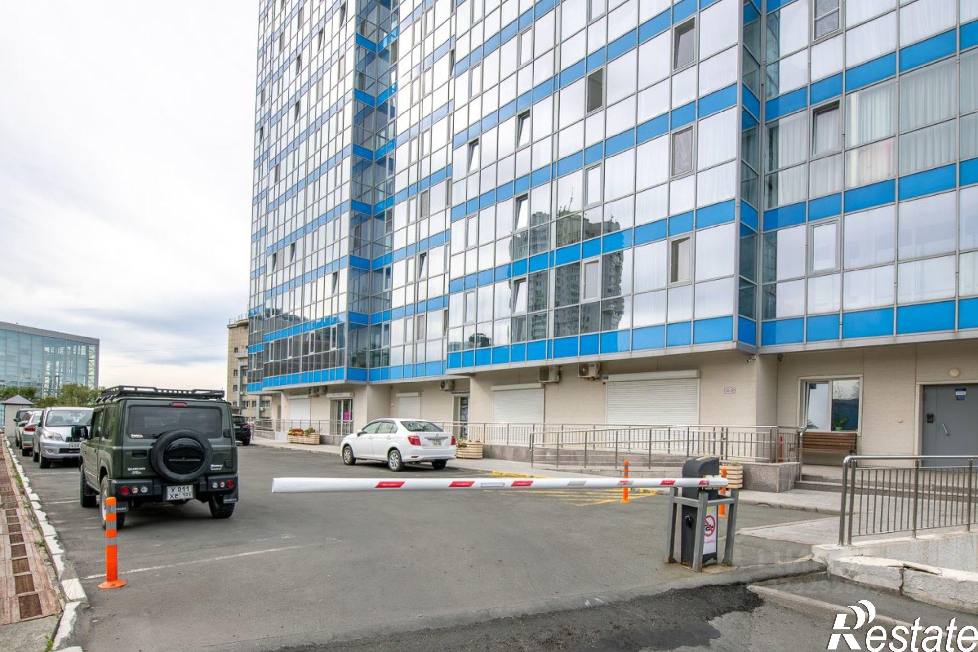 Купить квартиру за 33 000 000 рублей на Очаковская улица, 7