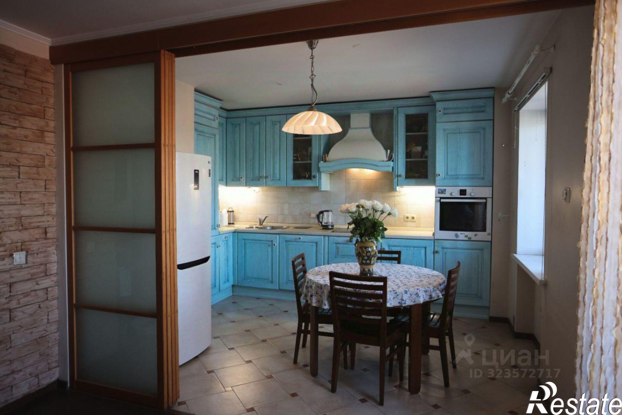 Купить квартиру за 25 000 000 рублей на улица Давыдова, 7