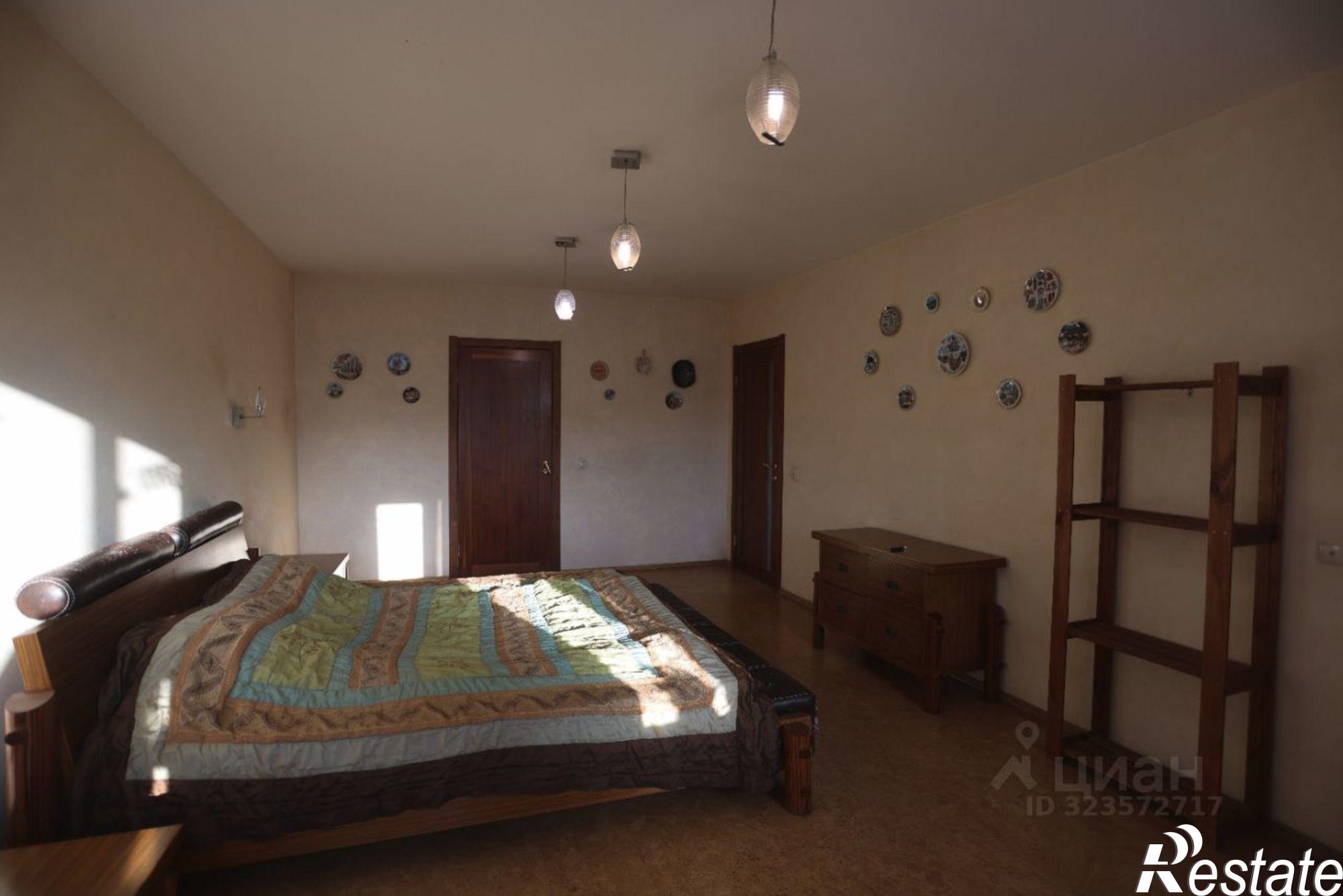 Купить квартиру за 25 000 000 рублей на улица Давыдова, 7