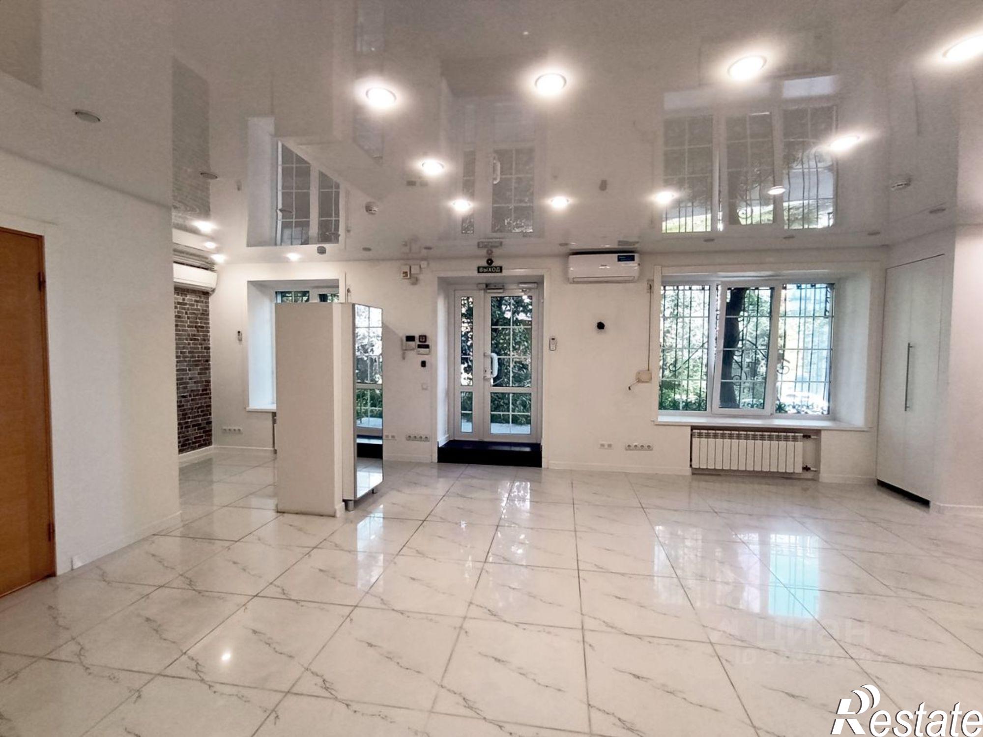 Купить помещение свободного назначения за 10 872 500 рублей на ул Посьетская, 28Б