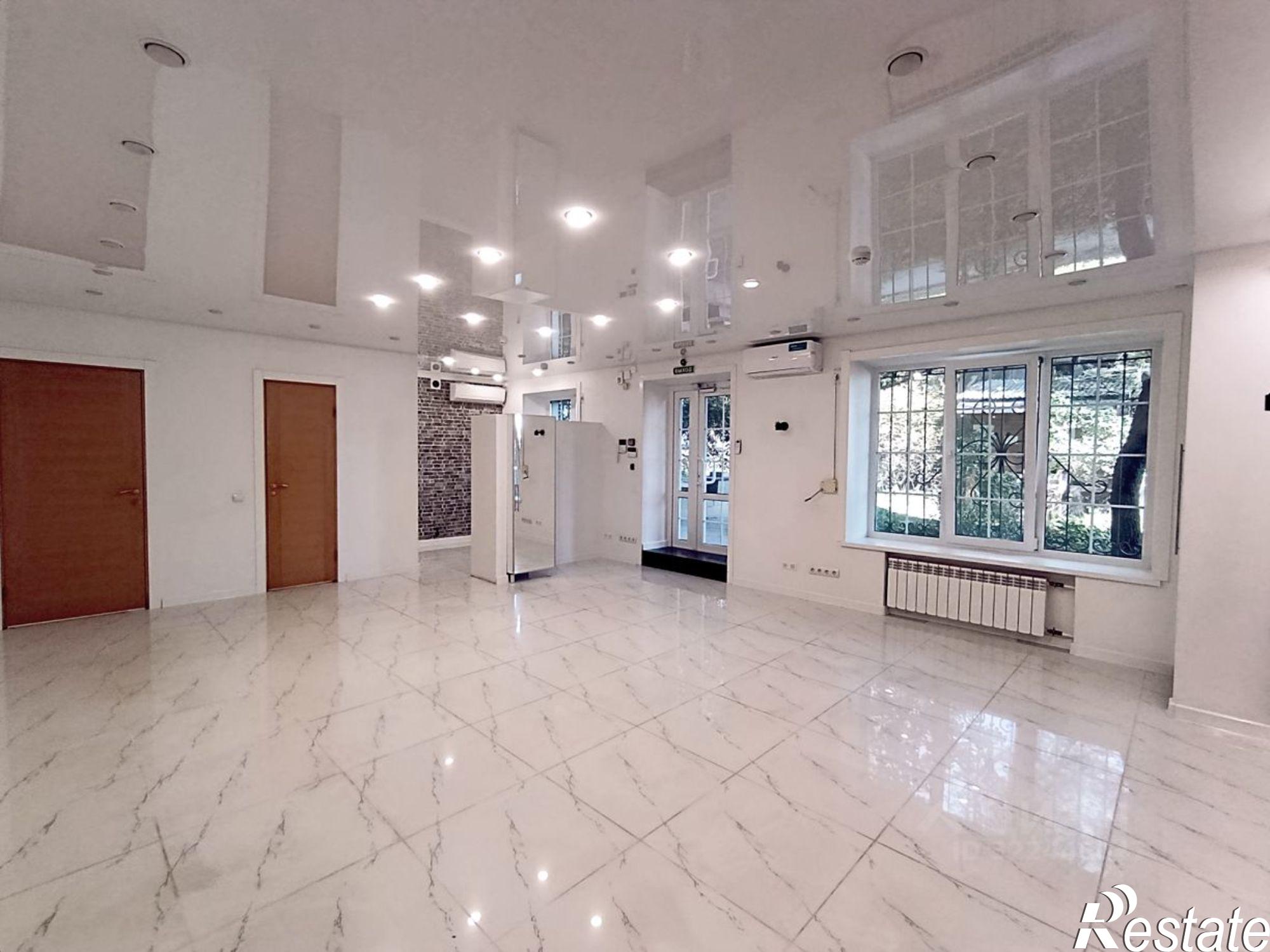 Купить помещение свободного назначения за 10 872 500 рублей на ул Посьетская, 28Б