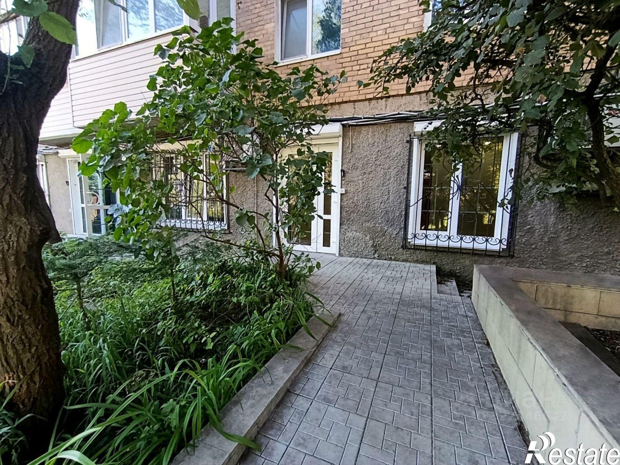 Купить помещение свободного назначения за 10 872 500 рублей на ул Посьетская, 28Б