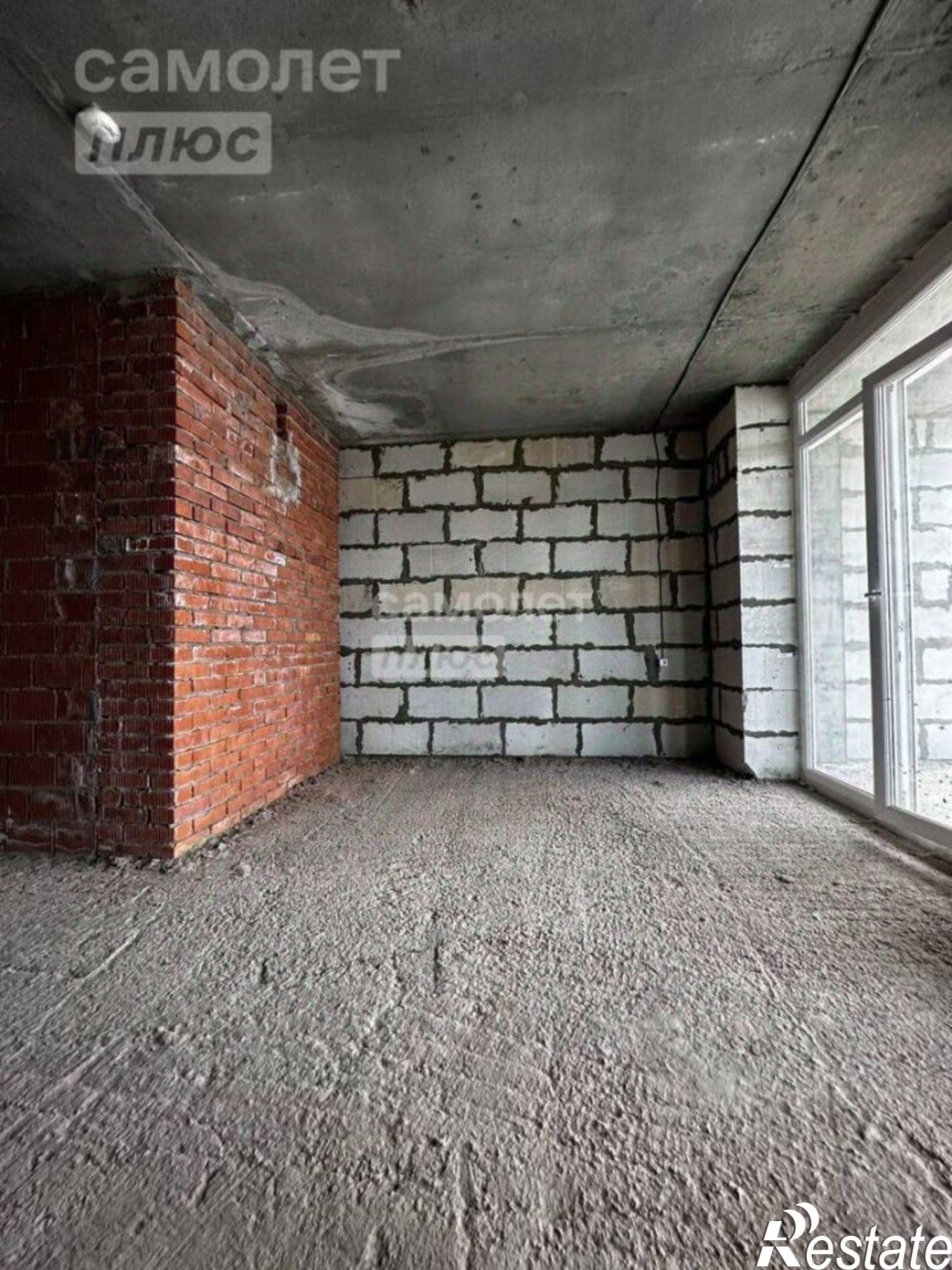 Купить квартиру за 5 700 000 рублей на пр-кт 100-летия Владивостока, 163