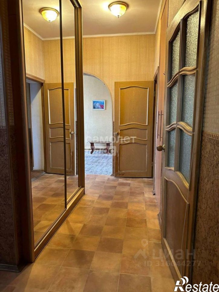 3-комн квартира улица Есенина, 74,  д. 74