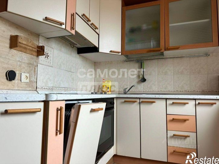 3-комн квартира улица Есенина, 74,  д. 74