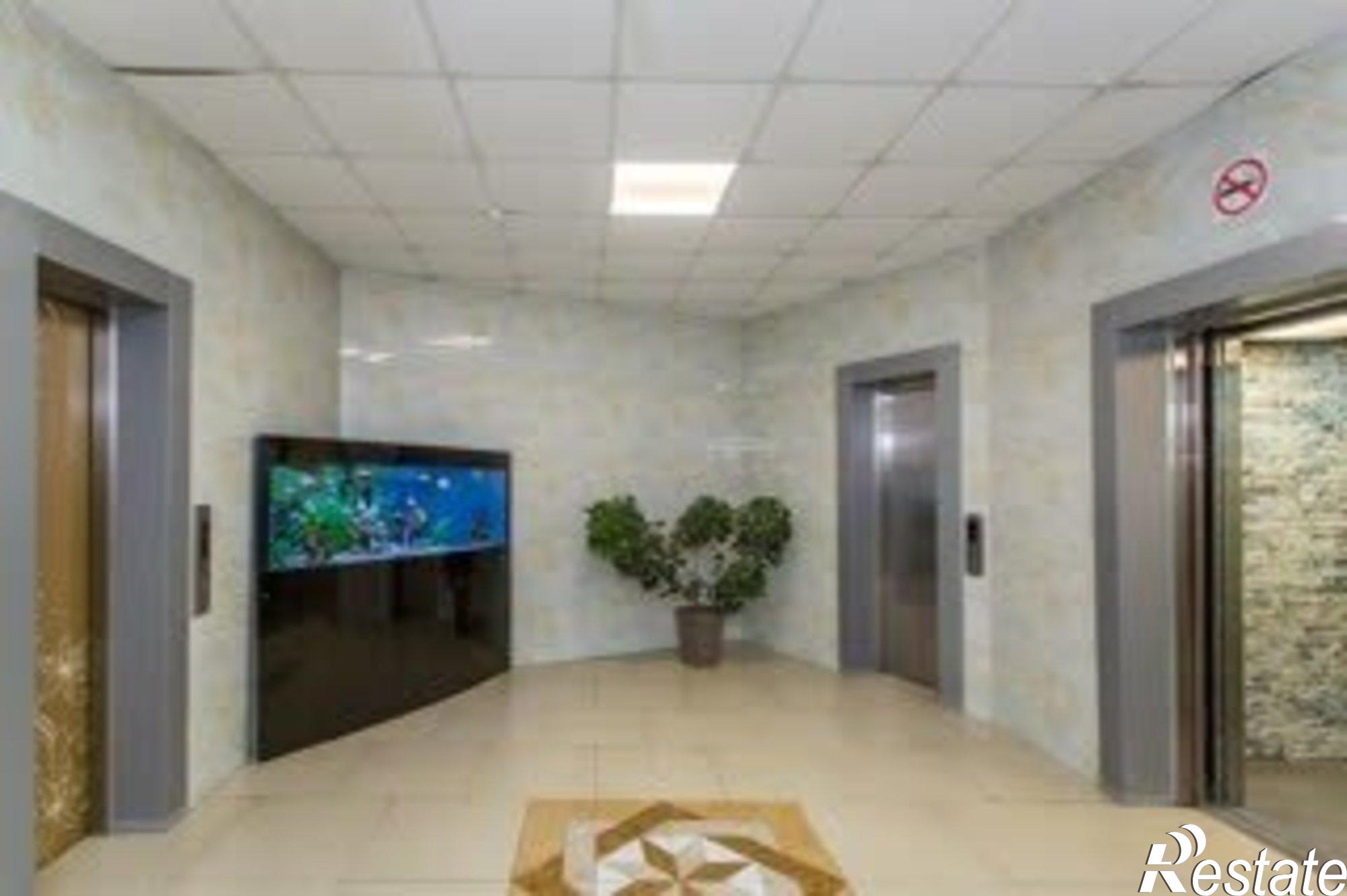 Купить квартиру за 30 000 000 рублей на ул Полонского, 4