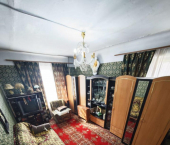 комната 50 кв м ул Прапорщика Комарова, 52