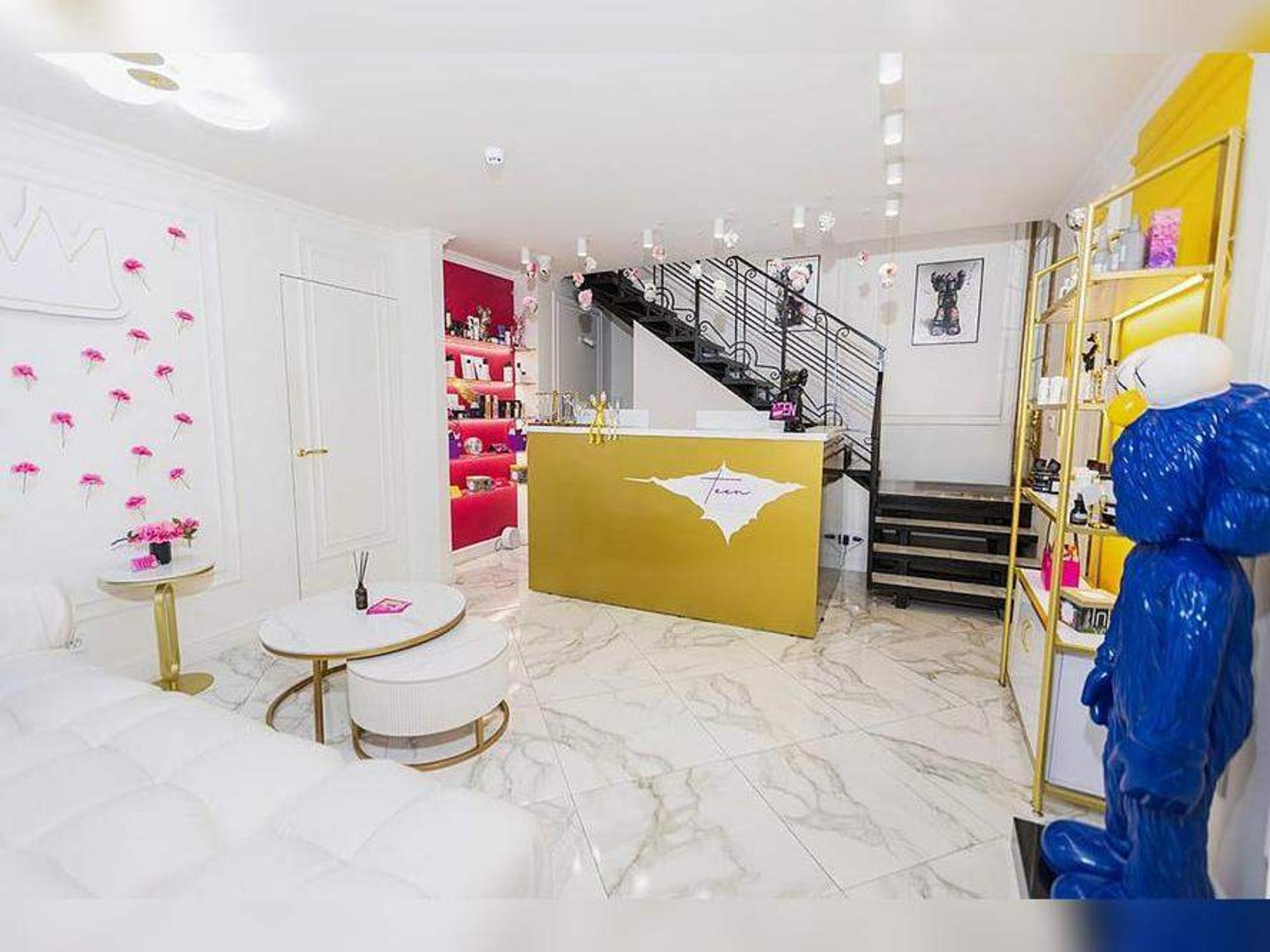 Купить помещение свободного назначения за 13 000 000 рублей на Московская улица, д.1стр2