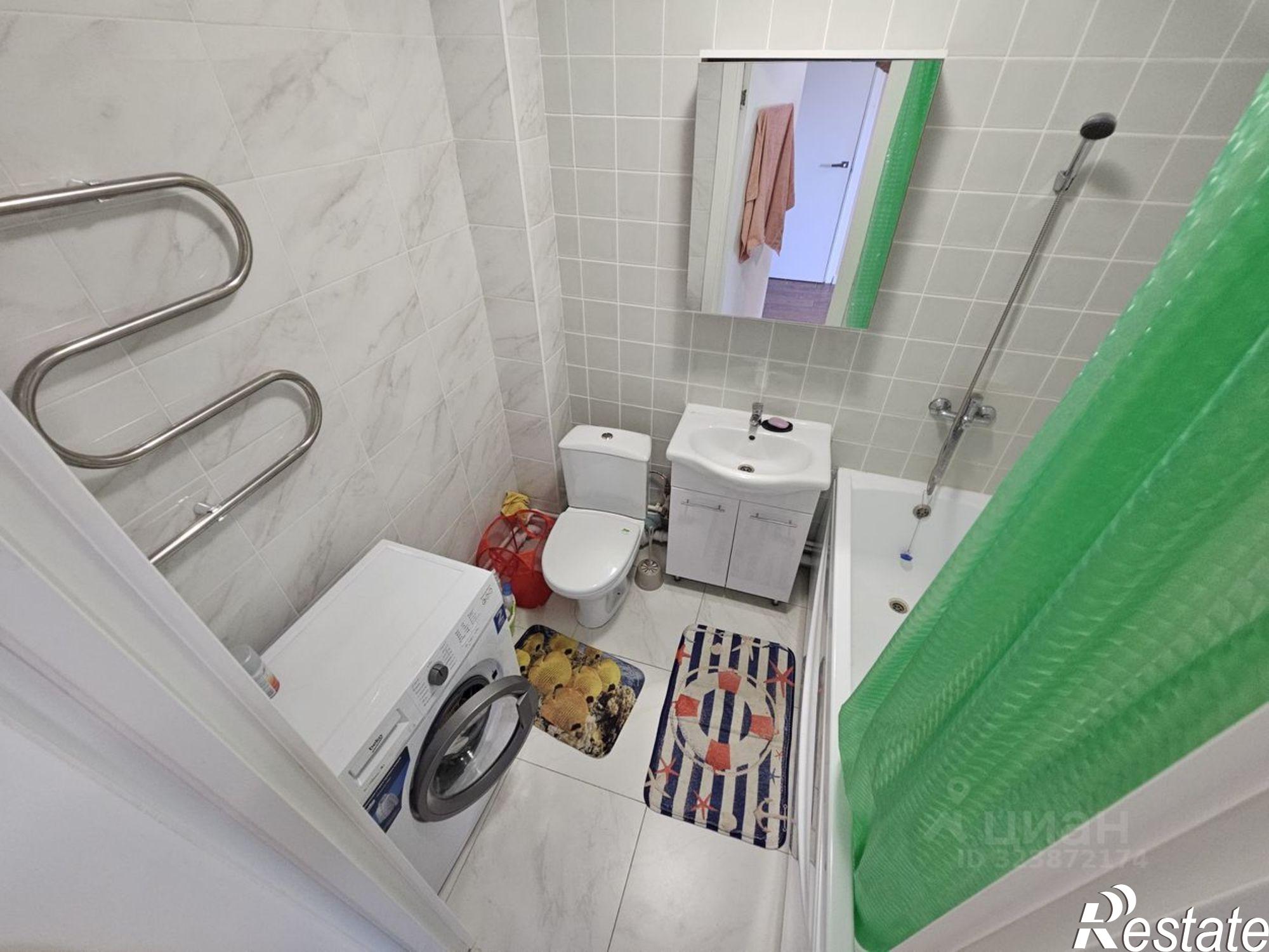 Сдать квартиру за 40 000 рублей на улица Майора Филипова, 11 к2