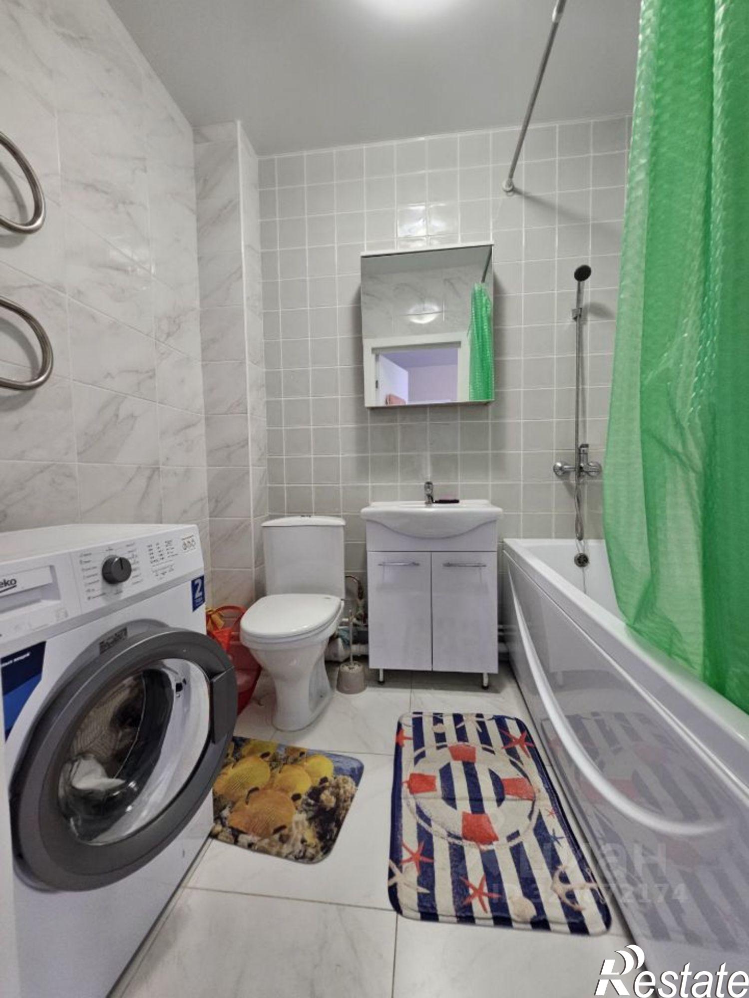 Сдать квартиру за 40 000 рублей на улица Майора Филипова, 11 к2