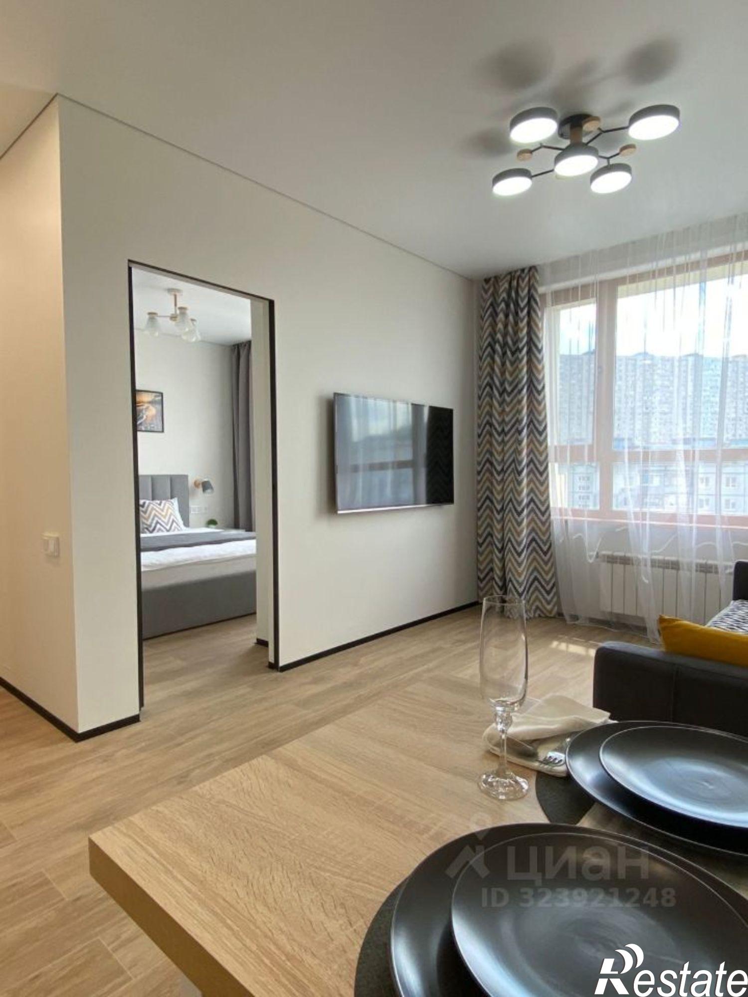 Сдать квартиру за 65 000 рублей на ул Жигура, 38