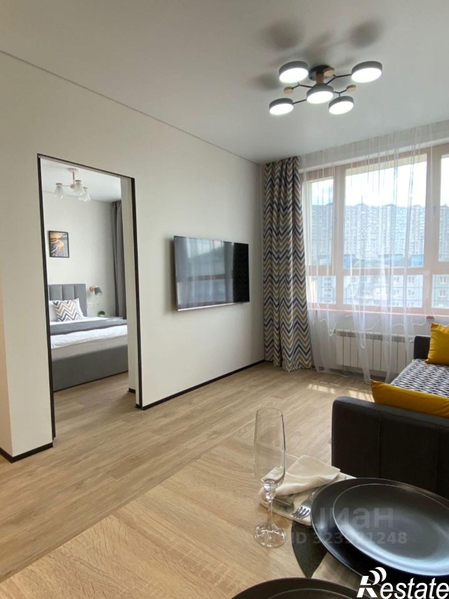 Сдать квартиру за 65 000 рублей на ул Жигура, 38