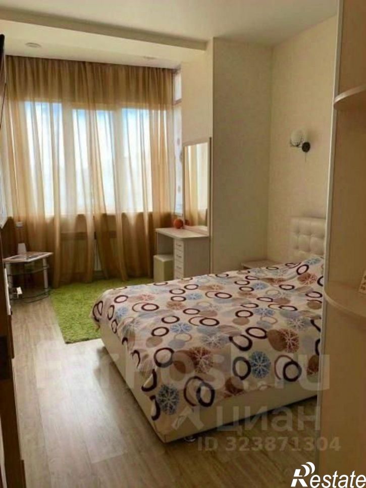 2-комн квартира Отлогая улица, 10,  д. 10