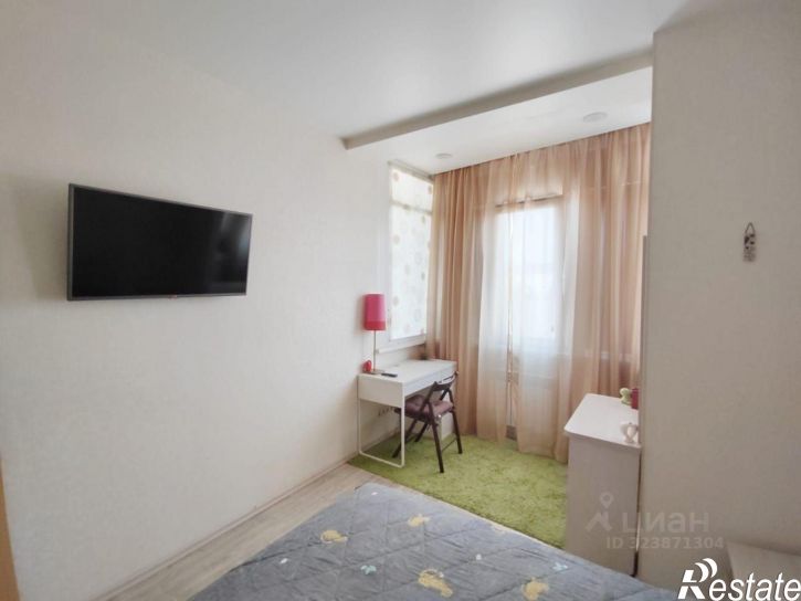 2-комн квартира Отлогая улица, 10,  д. 10