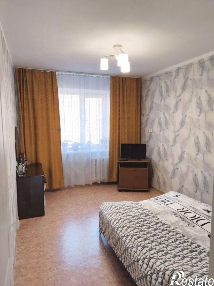 4-комн квартира улица Анны Щетининой, 20,  д. 20