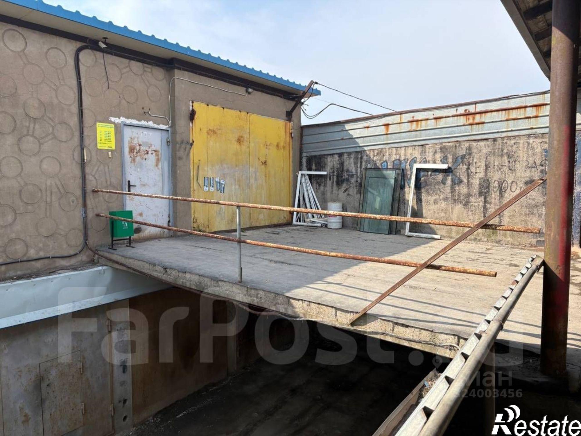 Купить гараж, место в паркинге за 13 000 000 рублей на Днепровская улица, 19Б