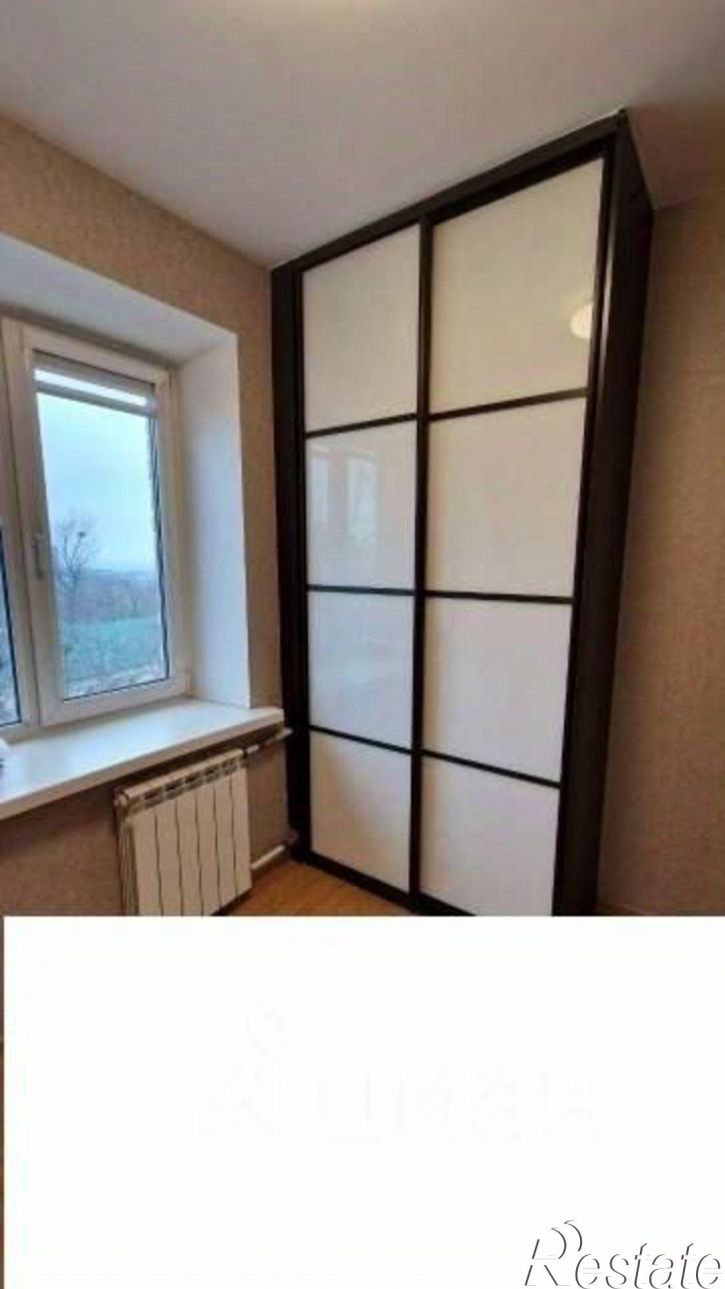 4-комн квартира улица Гамарника, 19,  д. 19