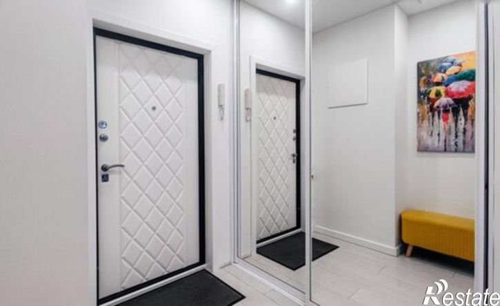 3-комн квартира улица Крыгина, 40,  д. 40