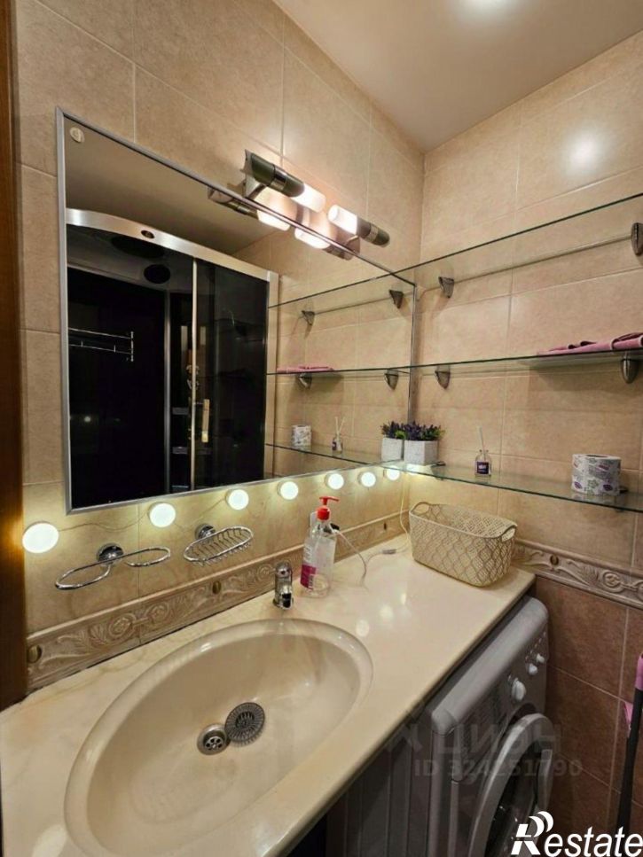 2-комн квартира Верхнепортовая улица, 32,  д. 32