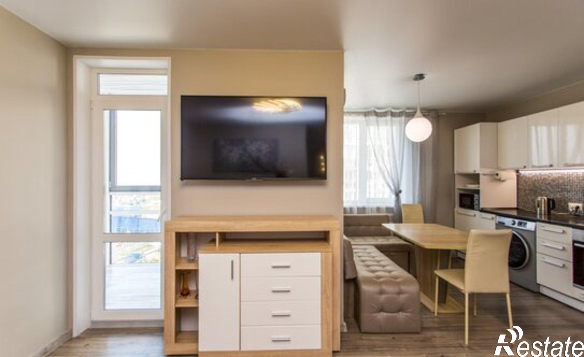 Купить квартиру за 10 200 000 рублей на пр-кт 100-летия Владивостока, 180