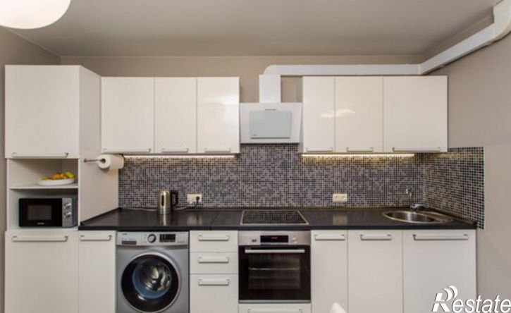 1-комн квартира пр-кт 100-летия Владивостока, 180,  д. 180