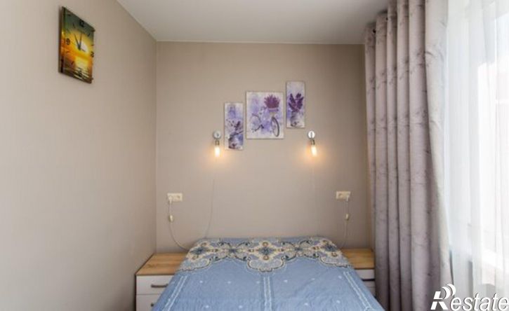 1-комн квартира пр-кт 100-летия Владивостока, 180,  д. 180