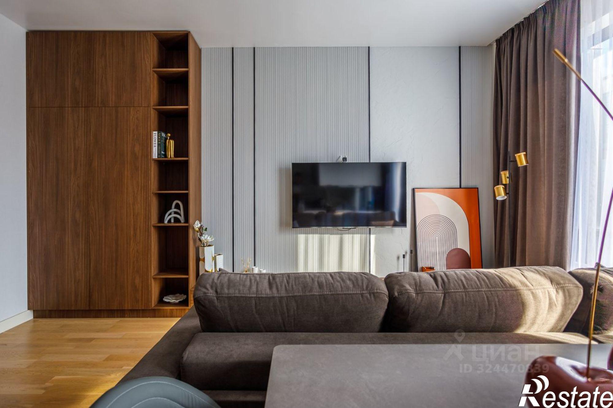 Сдать квартиру за 130 000 рублей на Авроровская улица, 6 к1