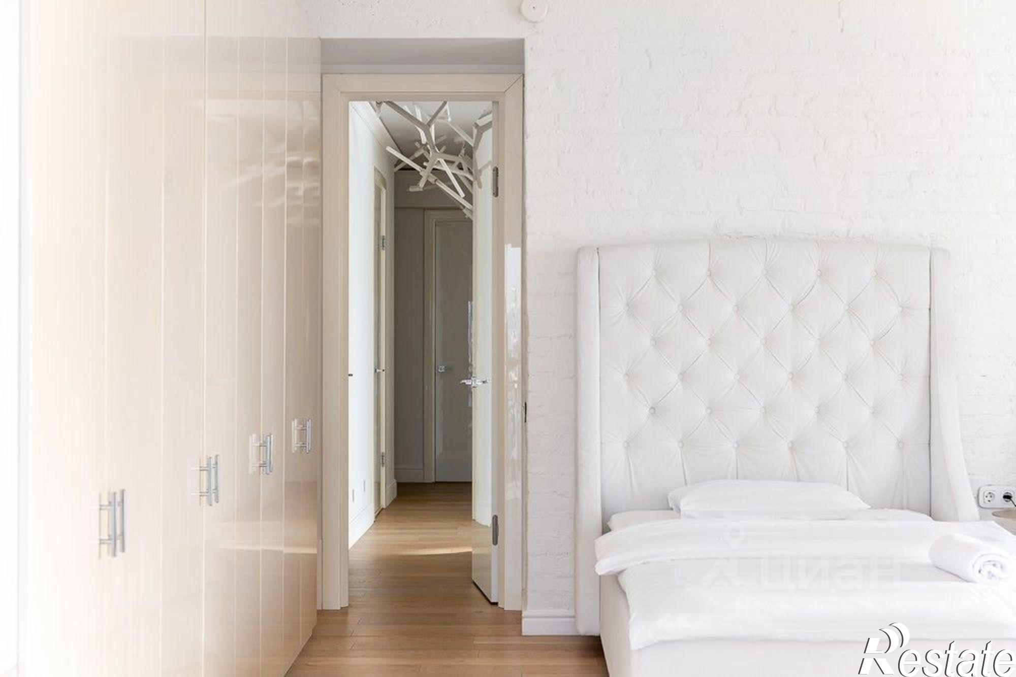 Купить квартиру за 65 000 000 рублей на Набережная улица, 5В