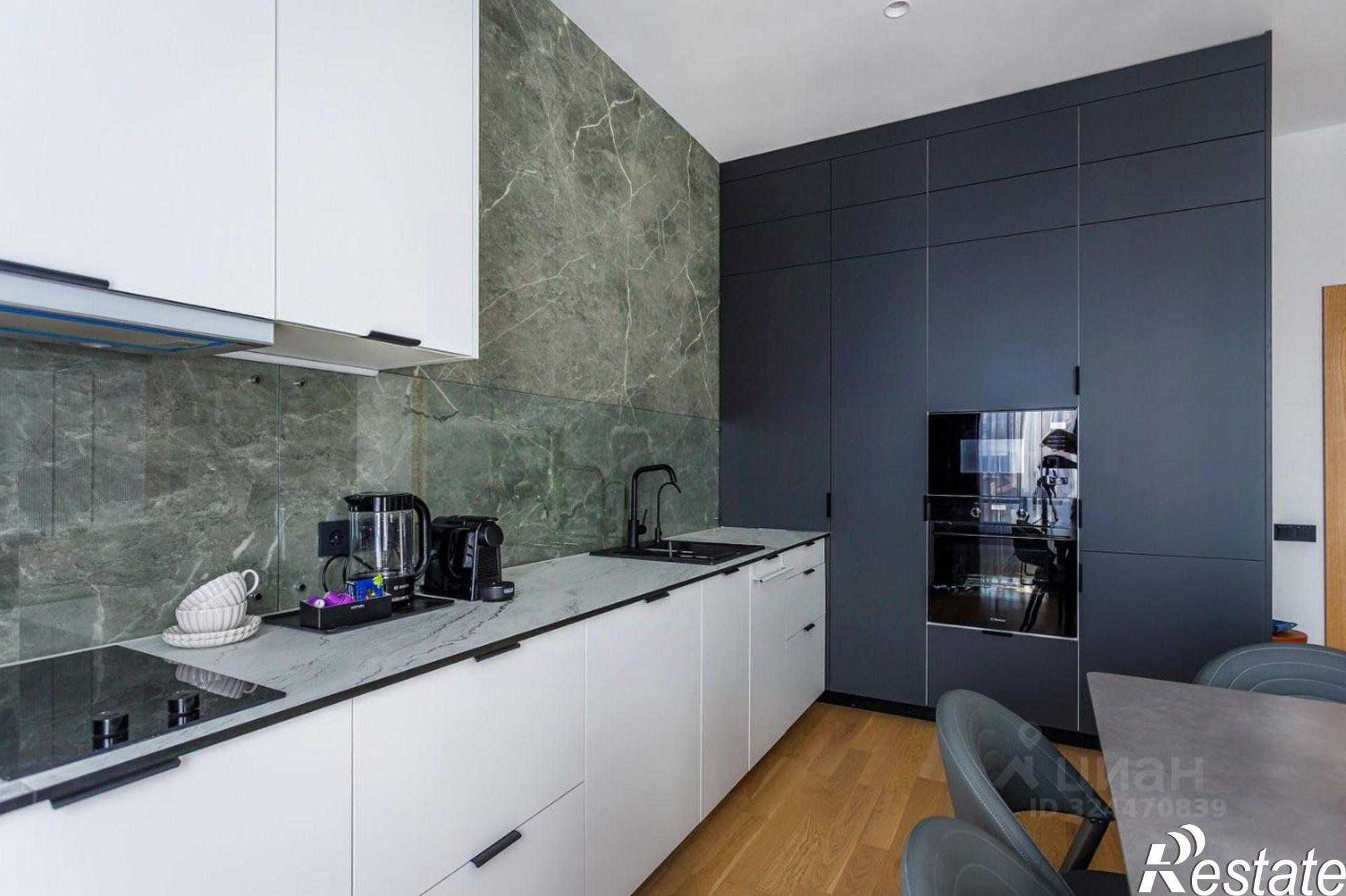 Сдать квартиру за 130 000 рублей на Авроровская улица, 6 к1