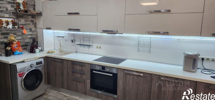 3-комн квартира улица Крыгина, 40,  д. 40