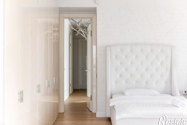 3-комн квартира Набережная улица, 5В,  д. 5В