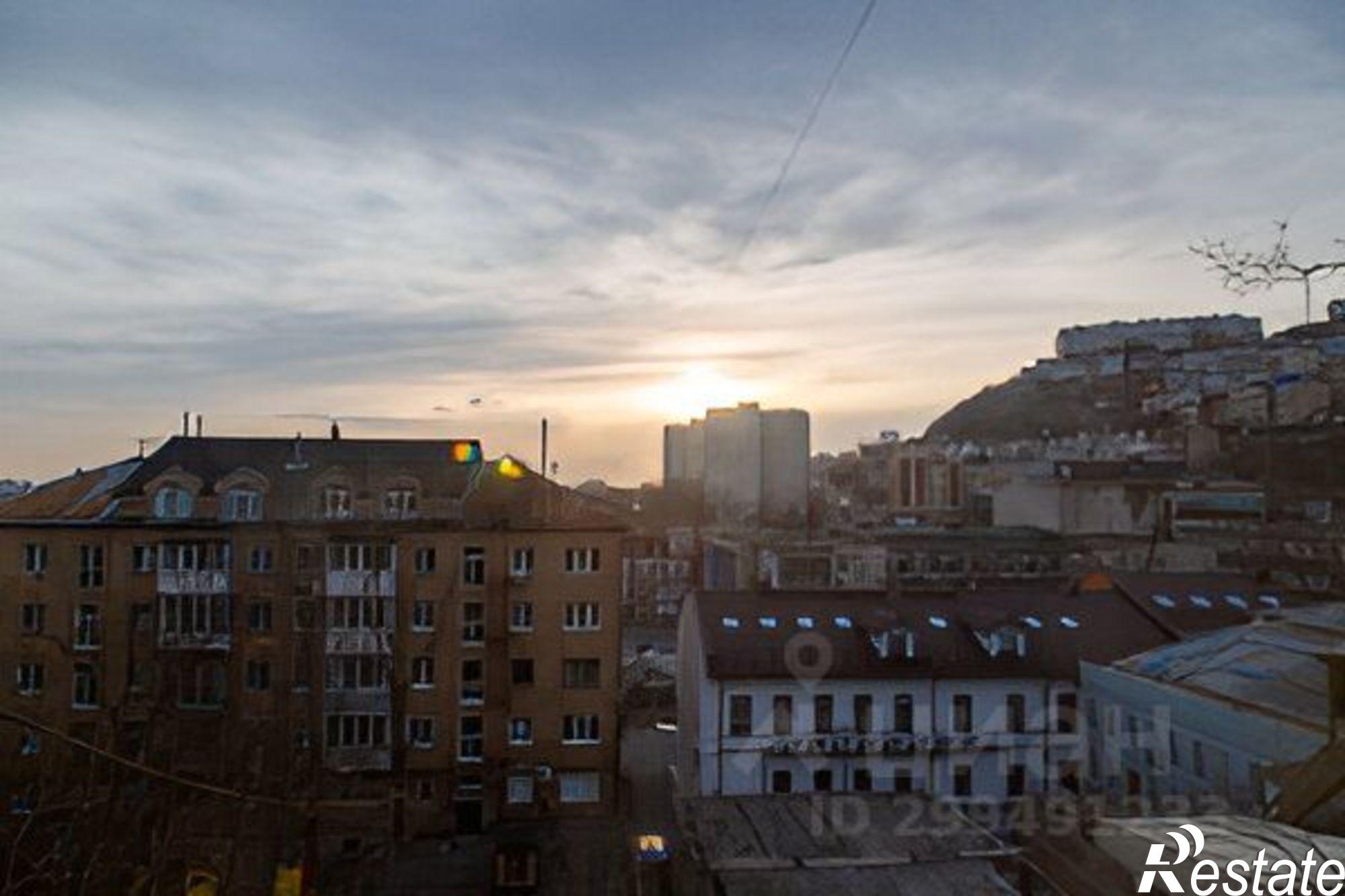 Сдать квартиру за 23 000 рублей на улица Махалина, 3А