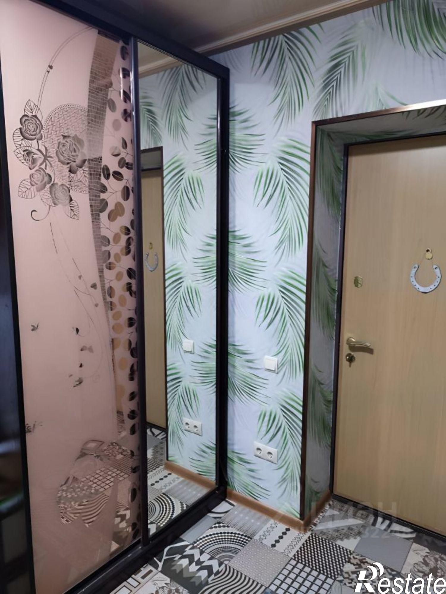 Сдать квартиру за 45 000 рублей на пр-кт 100-летия Владивостока, 100В