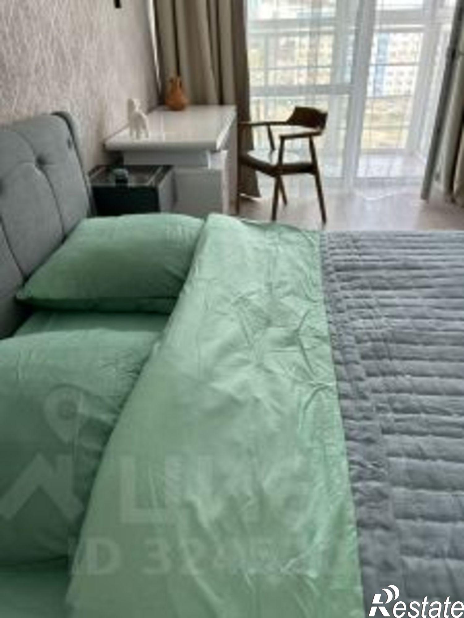 Сдать квартиру за 38 000 рублей на ул Баляева, 42