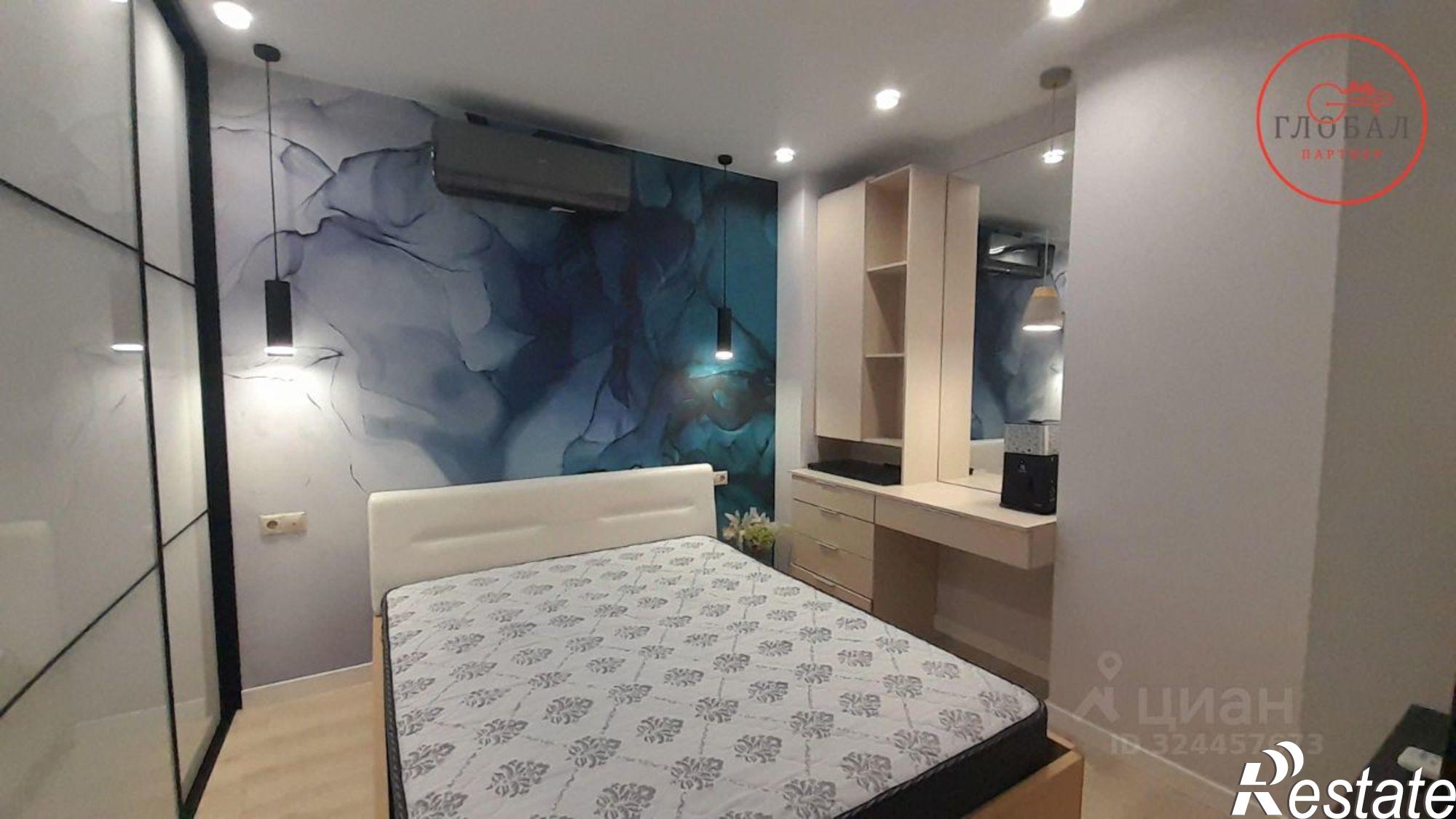 Сдать квартиру за 68 000 рублей на пр-кт 100-летия Владивостока, 178