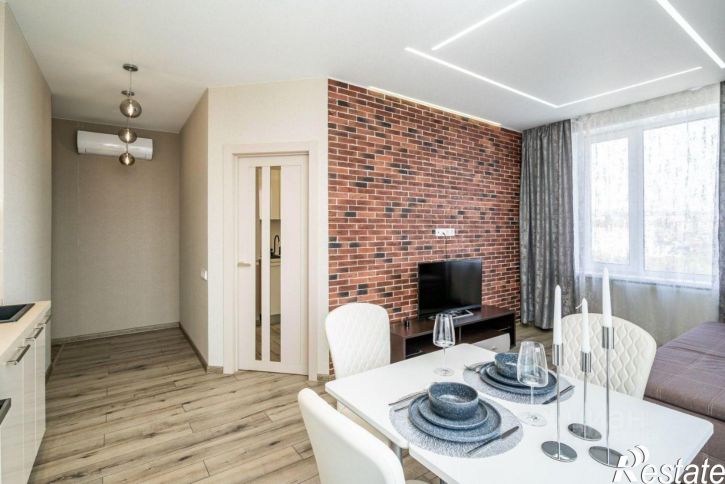 2-комн квартира Брянская улица, 18,  д. 18