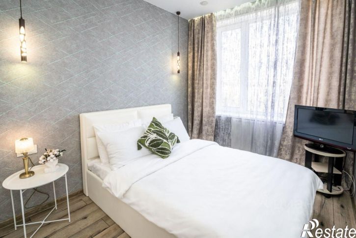 2-комн квартира Брянская улица, 18,  д. 18