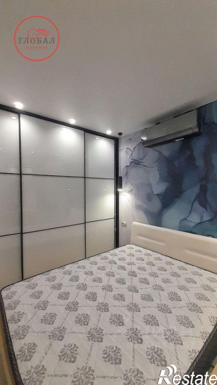 3-комн квартира пр-кт 100-летия Владивостока, 178,  д. 178