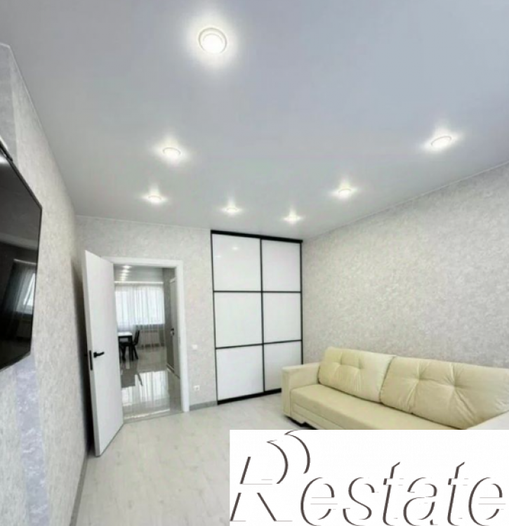 1-комн квартира Океанский проспект, 85