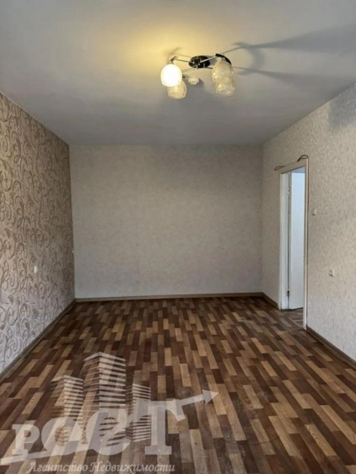2-комн квартира Адмирала Смирнова, 14